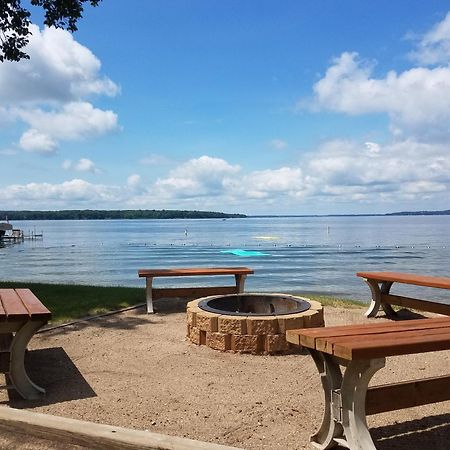 Viking Bay Resort And Lodge Miltona Bagian luar foto