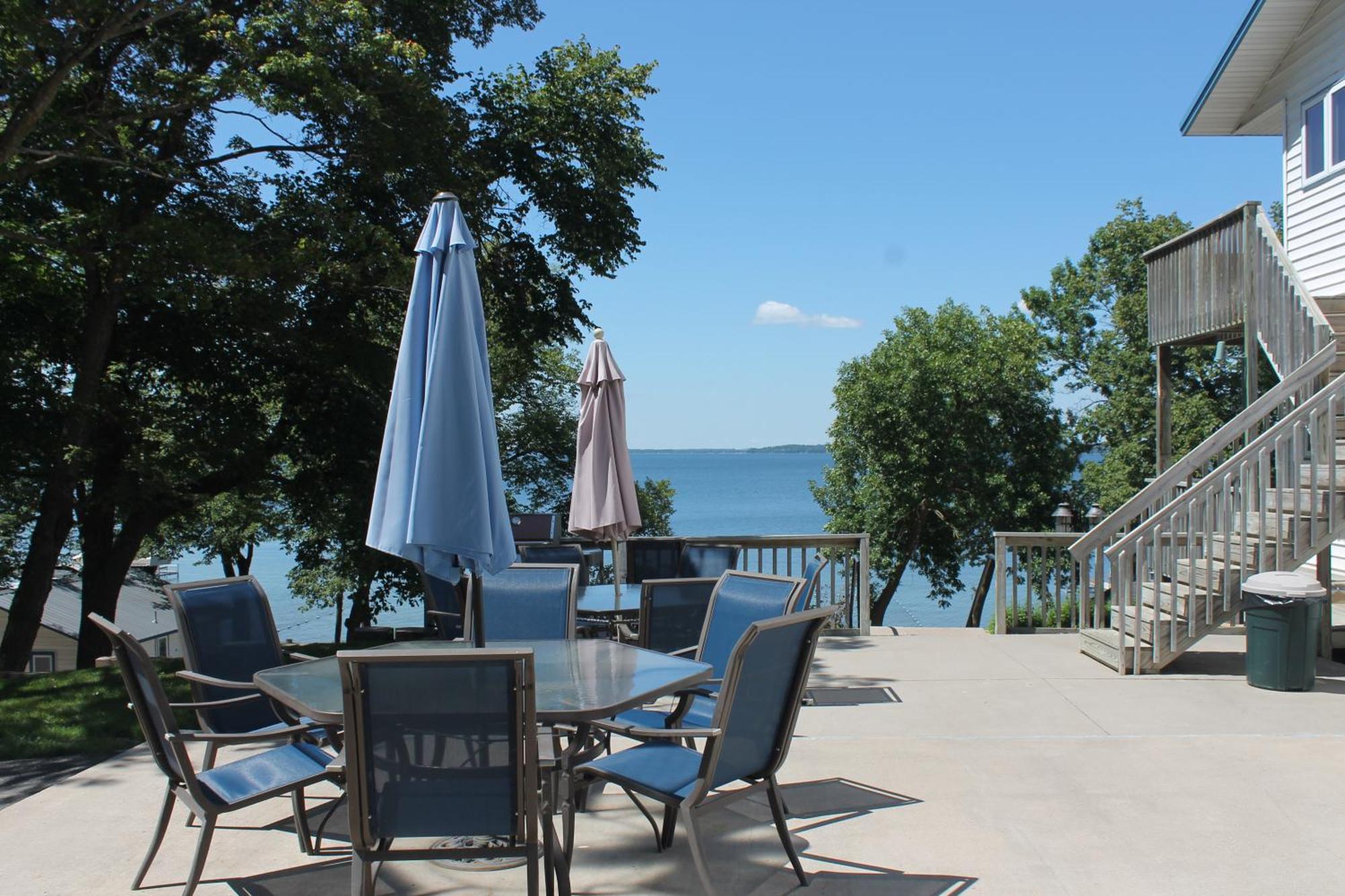 Viking Bay Resort And Lodge Miltona Bagian luar foto