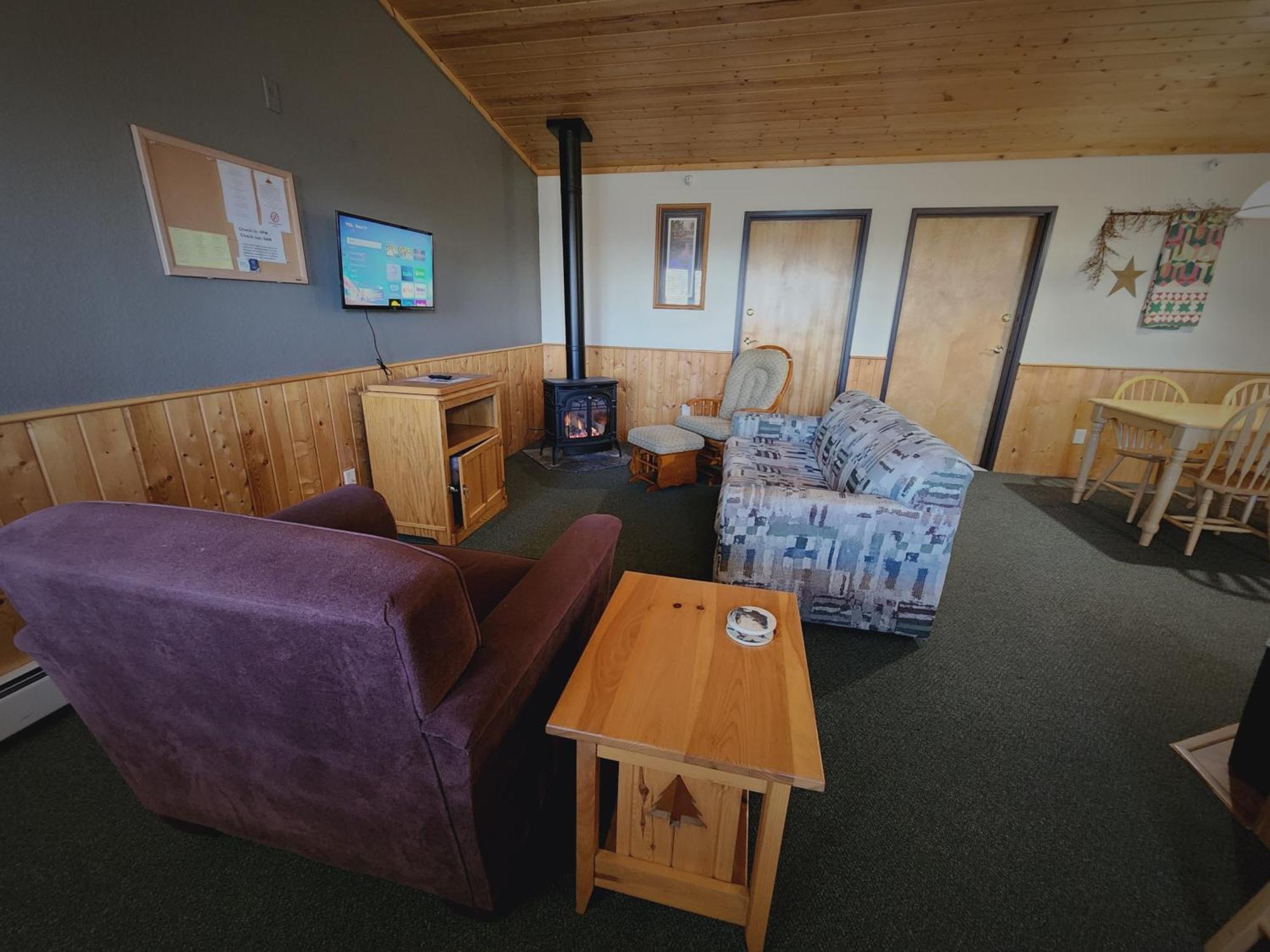 Viking Bay Resort And Lodge Miltona Bagian luar foto